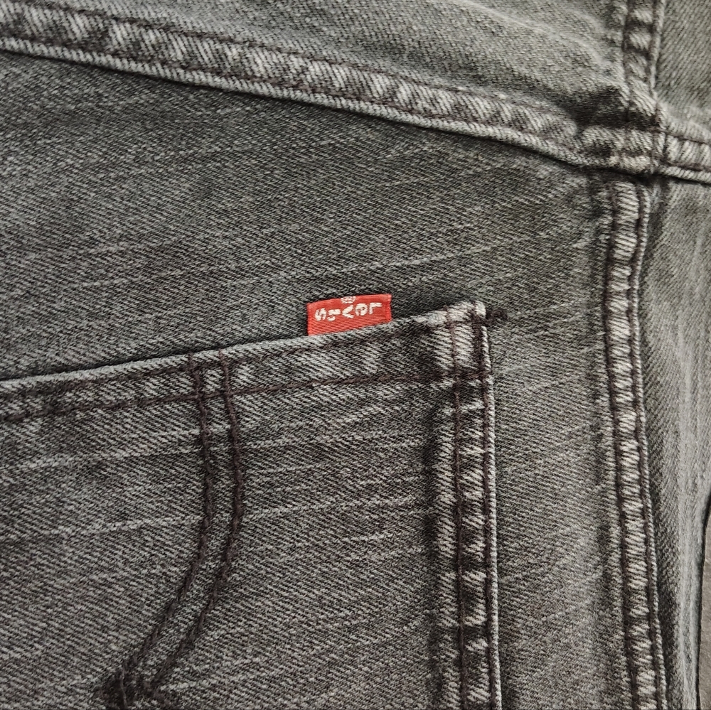 Levis Classic Black Denim Cut-Off Shorts Size 28 - Picture 4 of 5